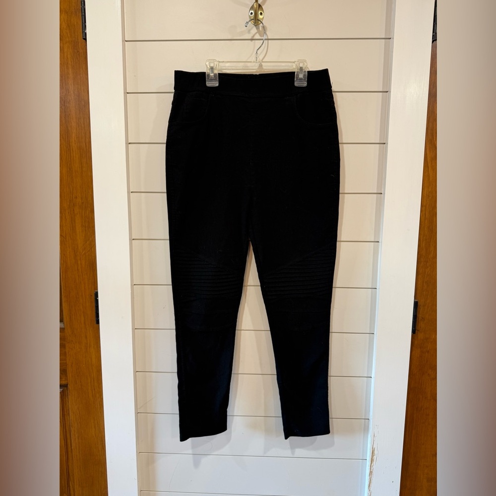 Lara  Black Jeggings